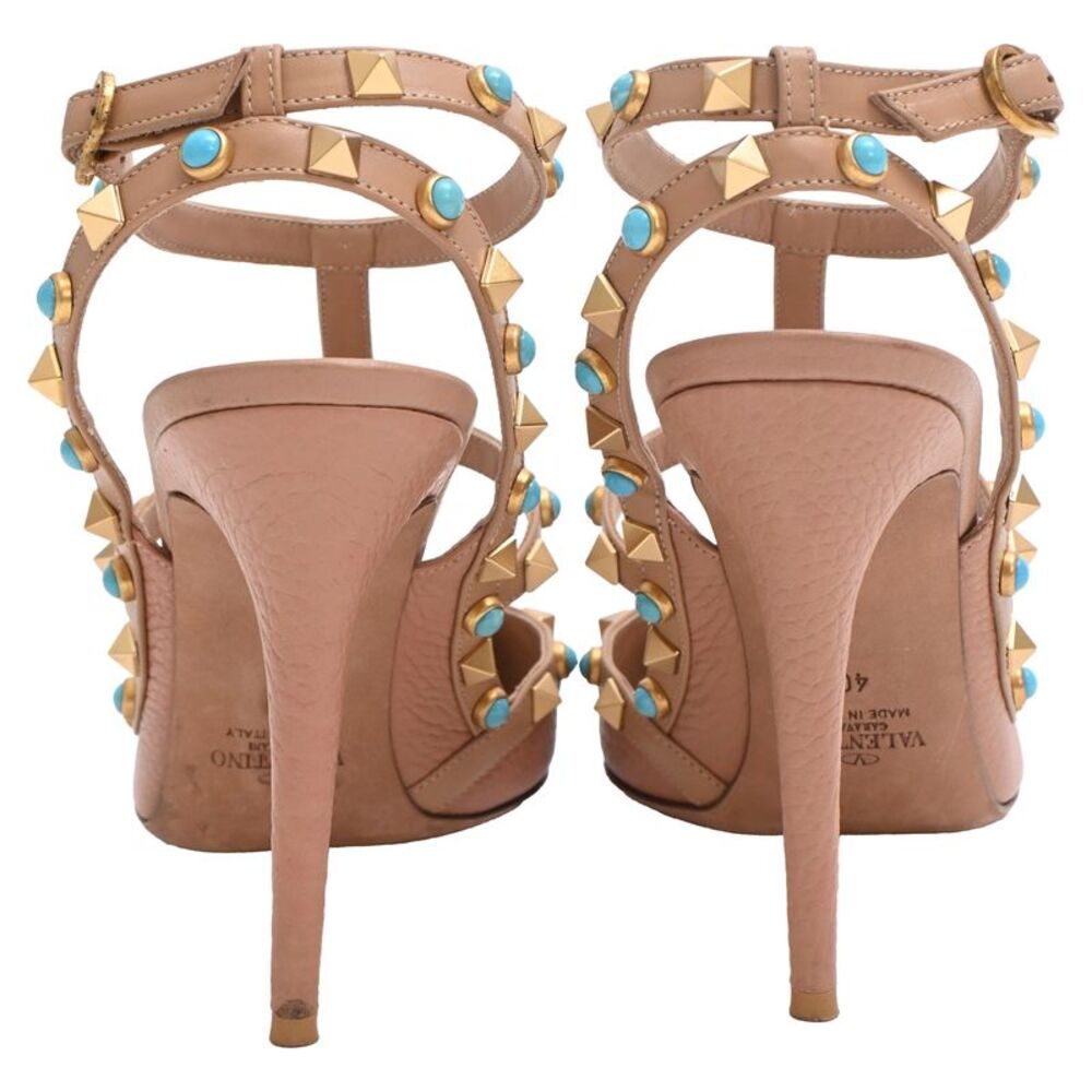 Valentino Garavani Rockstud Ankle Strap Pumps in Beige - Picture 3 of 8